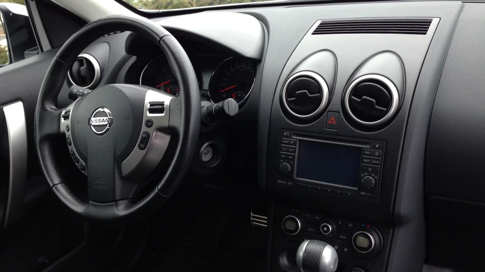 Nissan Qashqai Urban silver