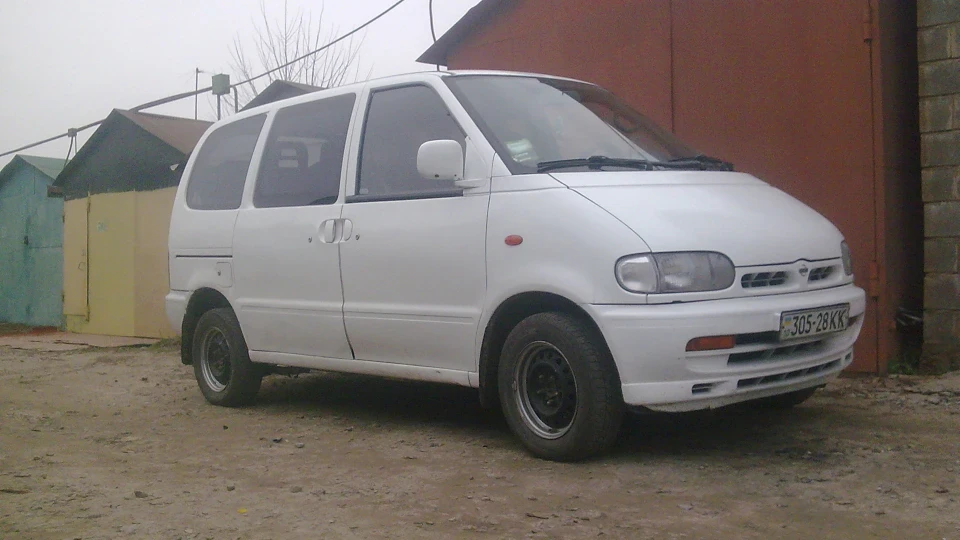 Nissan Serena 2.0D 5
