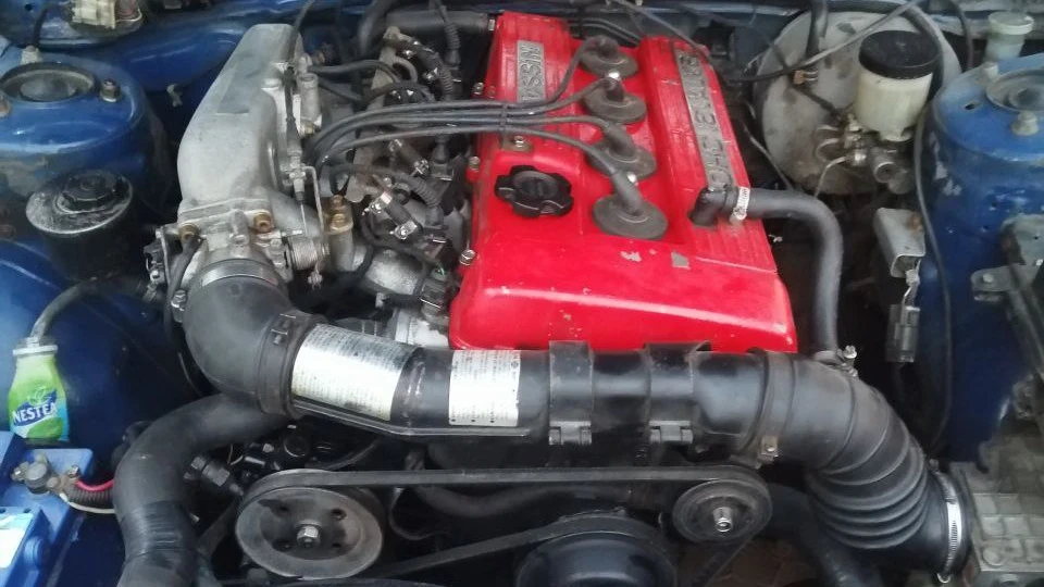 Nissan Silvia 2.0 DOHC 5