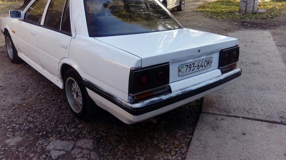 Nissan Skyline 2