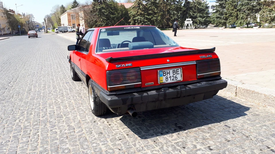 Nissan Skyline 2