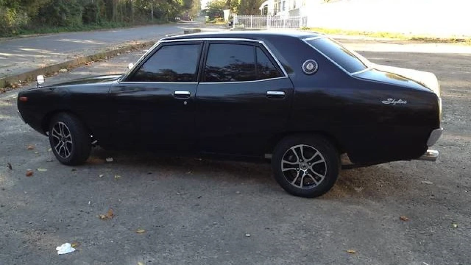 Nissan Skyline 1800GL 2