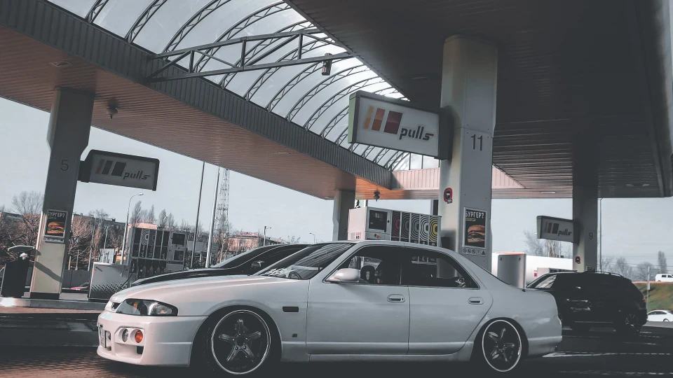 Nissan Skyline Boys Don’t Cry