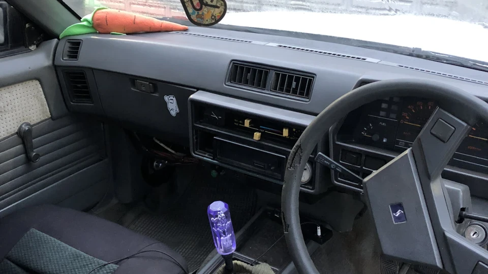 Nissan Skyline CA18DET inside 3