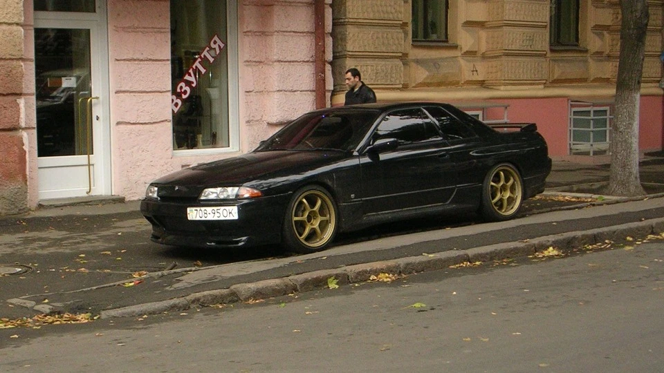 Nissan Skyline GTS-4 2