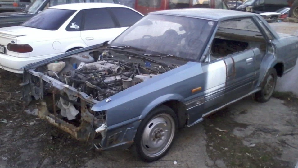 Nissan Skyline корч хз 2