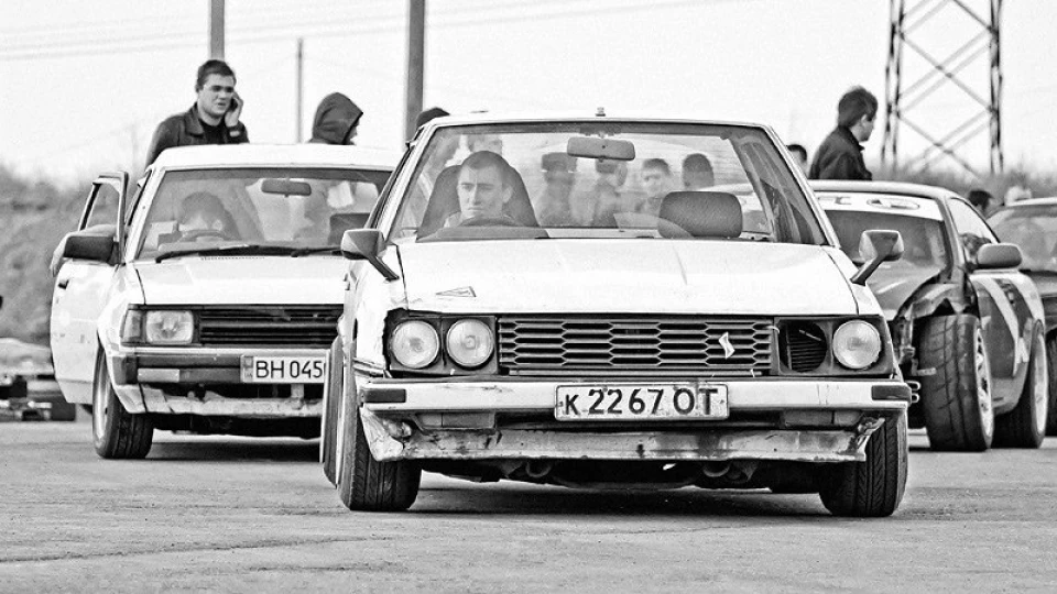Nissan Skyline льоєшенькін