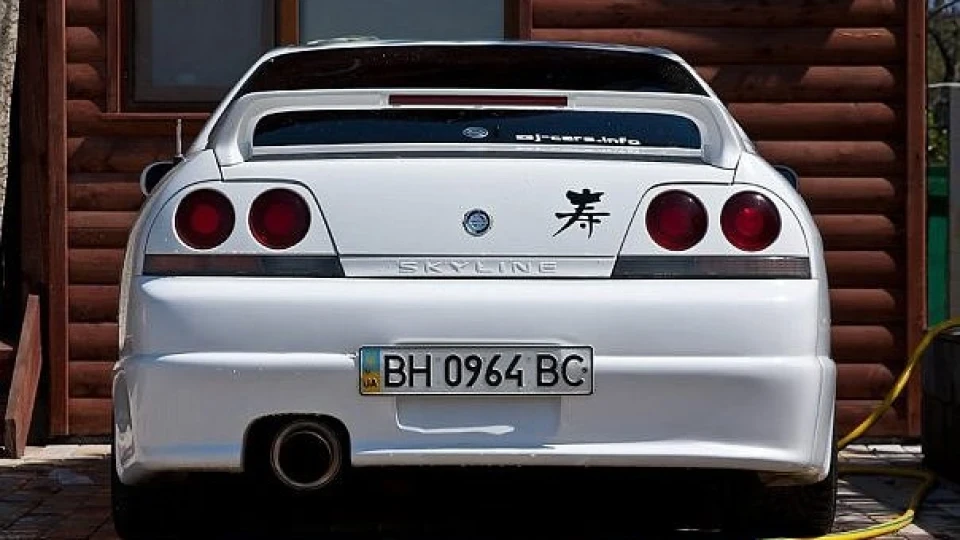 Nissan Skyline RB25DE MT