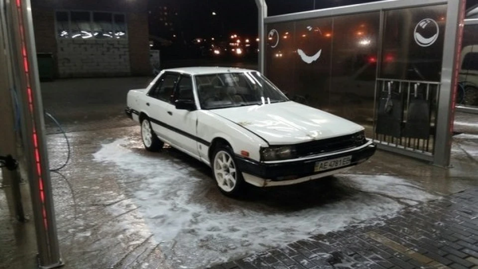 Nissan Skyline TrueЯпонка 3