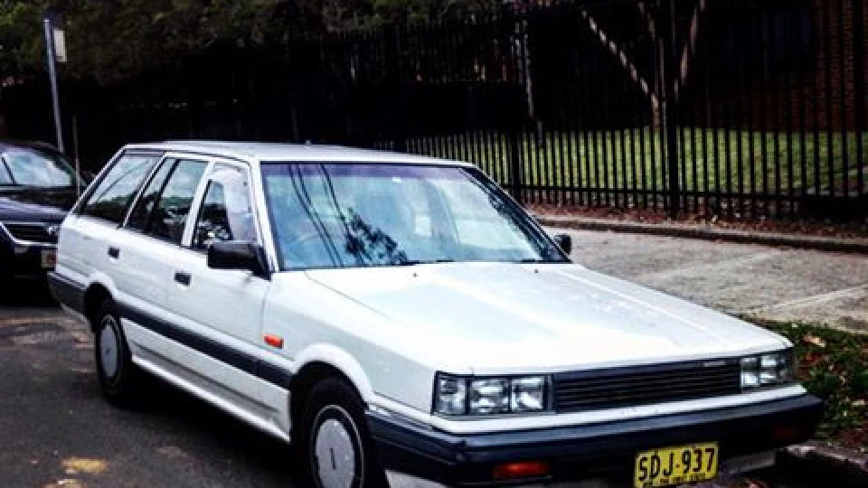 Nissan Skyline White star with dualcarb 2