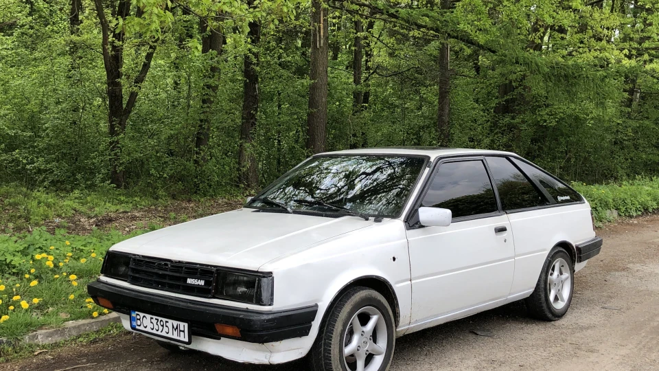 Nissan Sunny 2