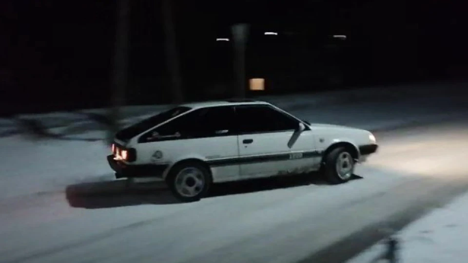 Nissan Sunny 3