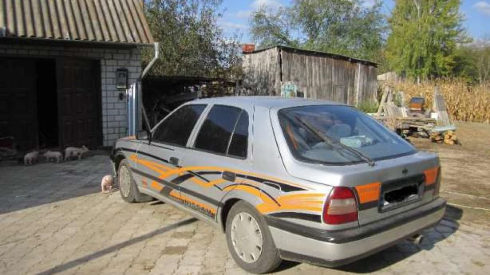 Nissan Sunny 3