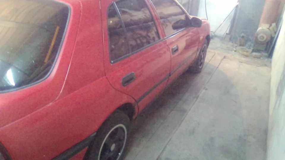 Nissan Sunny 5