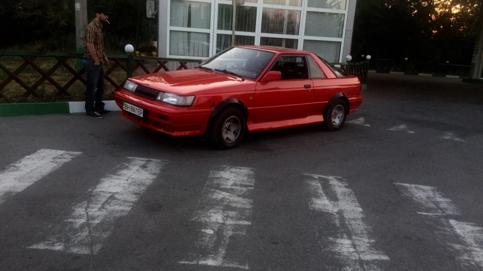 Nissan Sunny 4