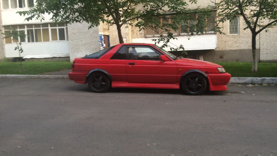 Nissan Sunny 5