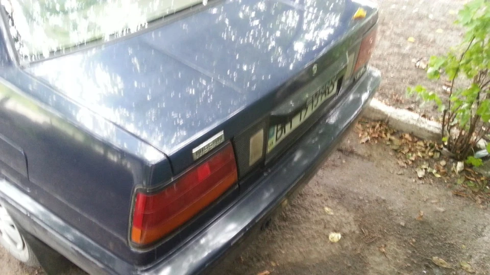 Nissan Sunny 5