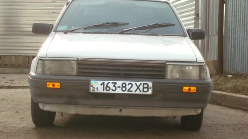Nissan Sunny 2