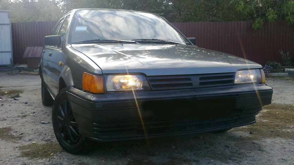 Nissan Sunny 2