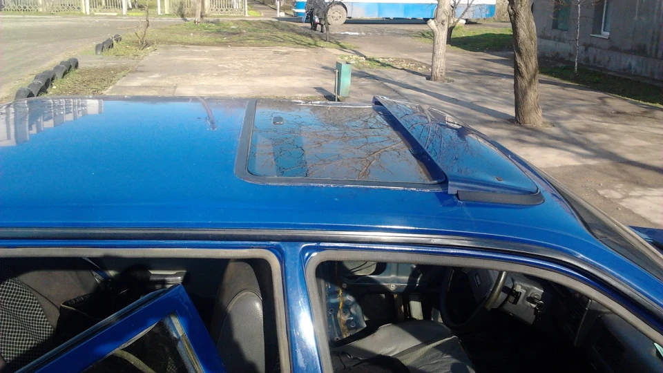 Nissan Sunny 5