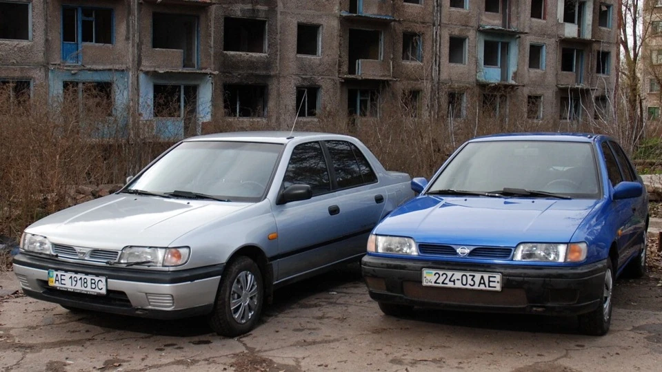 Nissan Sunny 4