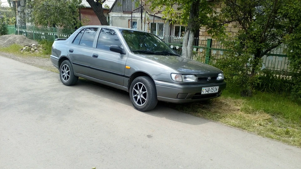 Nissan Sunny