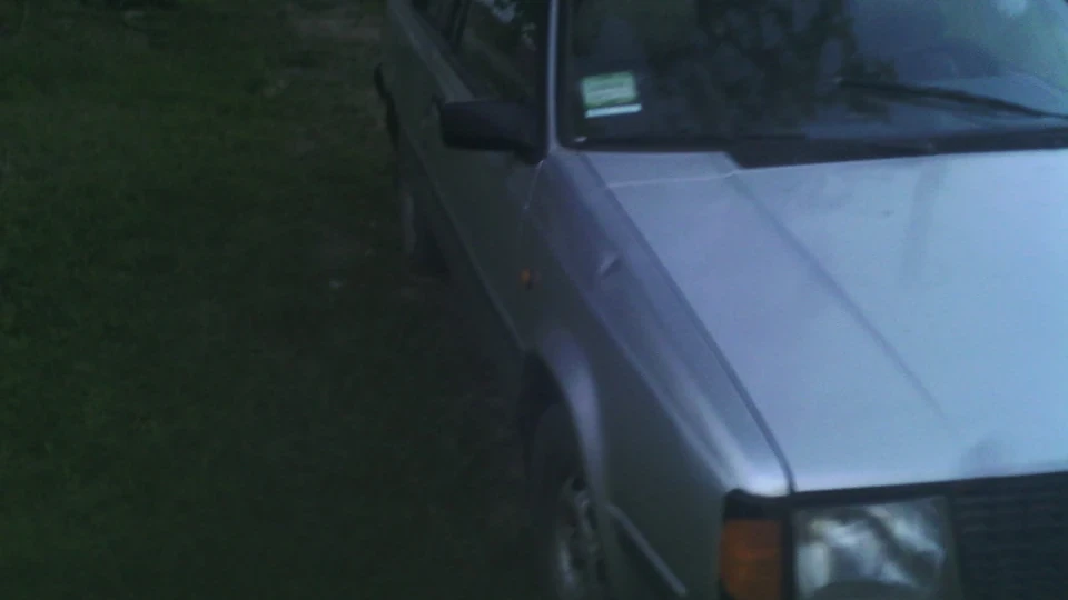 Nissan Sunny 2