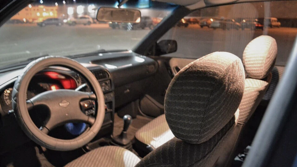 Nissan Sunny 3