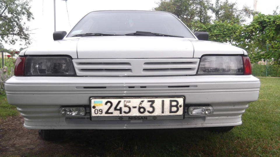 Nissan Sunny 4