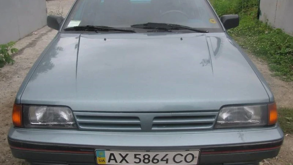 Nissan Sunny 2
