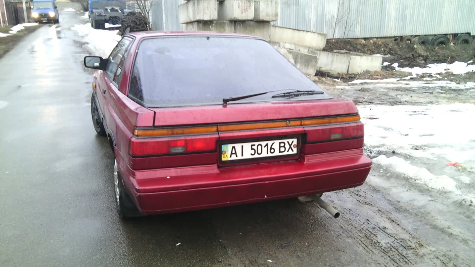 Nissan Sunny 4