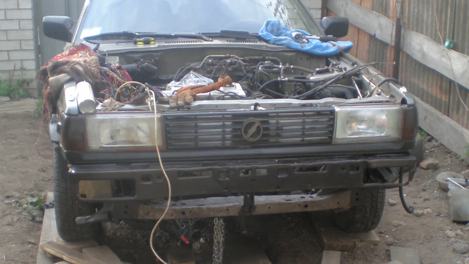 Nissan Sunny 2