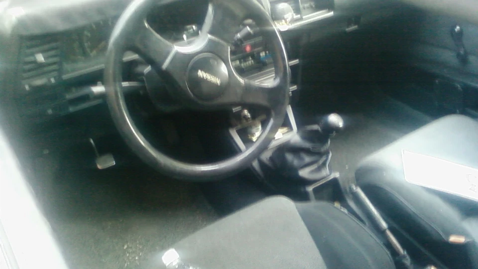 Nissan Sunny 2