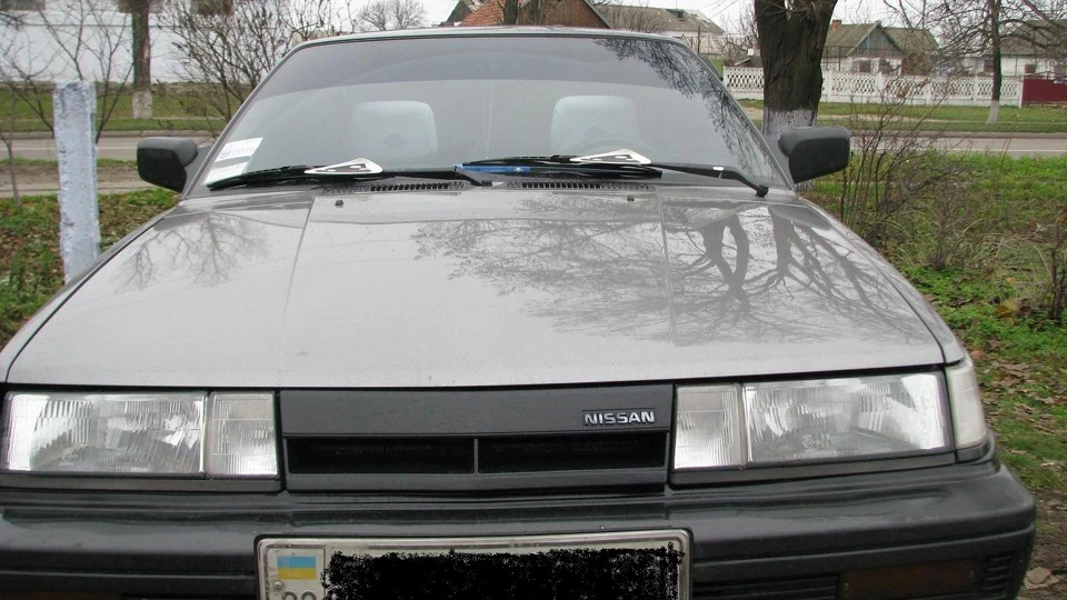 Nissan Sunny 5
