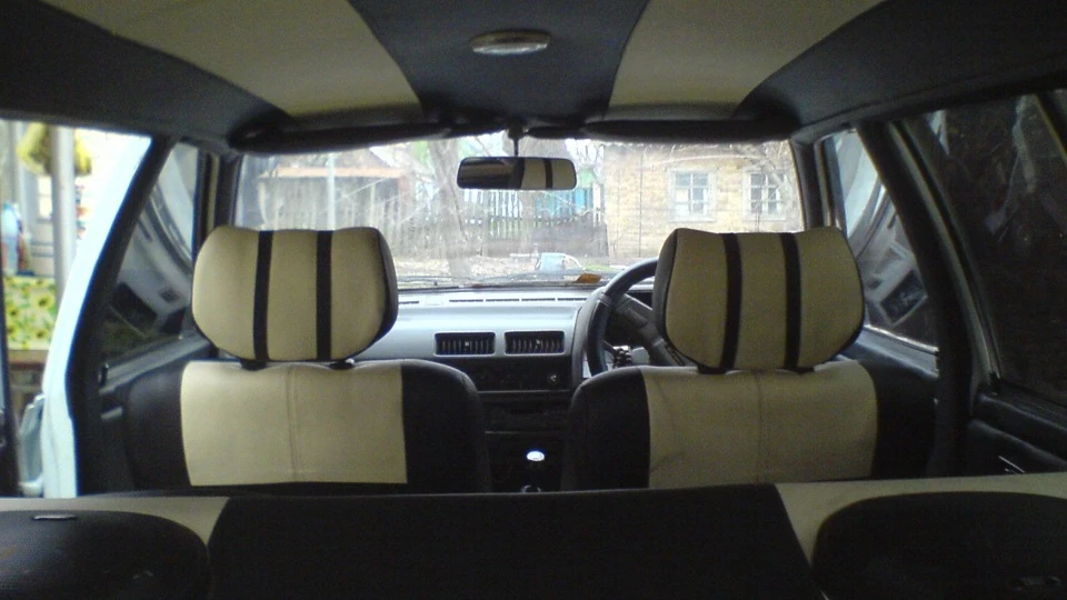 Nissan Sunny 4