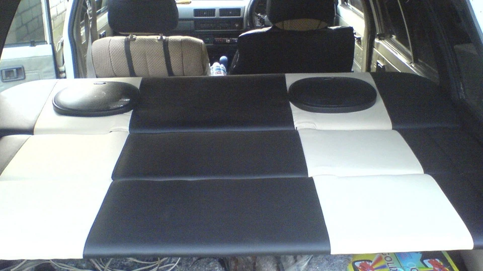 Nissan Sunny 5