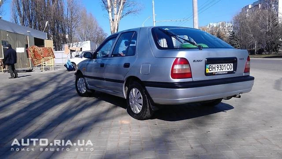 Nissan Sunny 1,4 LX 16V DONS LiftBack 4