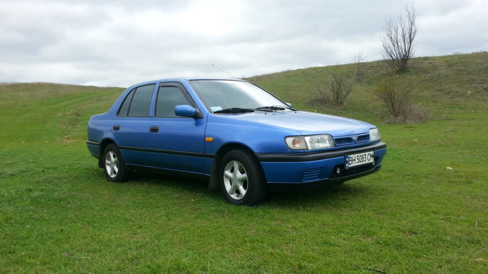 Nissan Sunny 1.4 LX 2