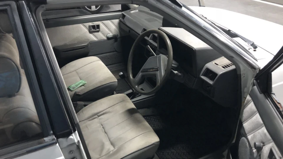 Nissan Sunny 1.5 E15S 3