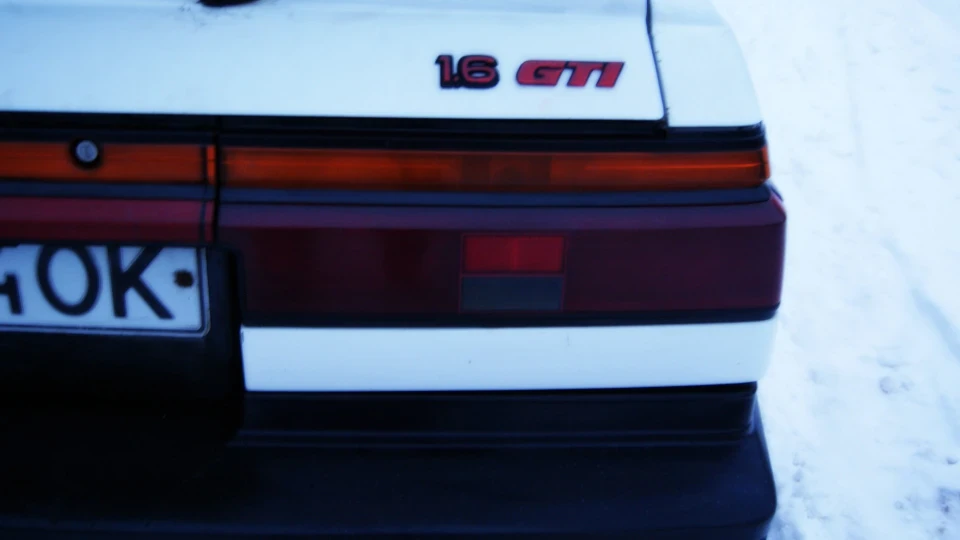 Nissan Sunny 1.6 GTI B12 Coupe 3