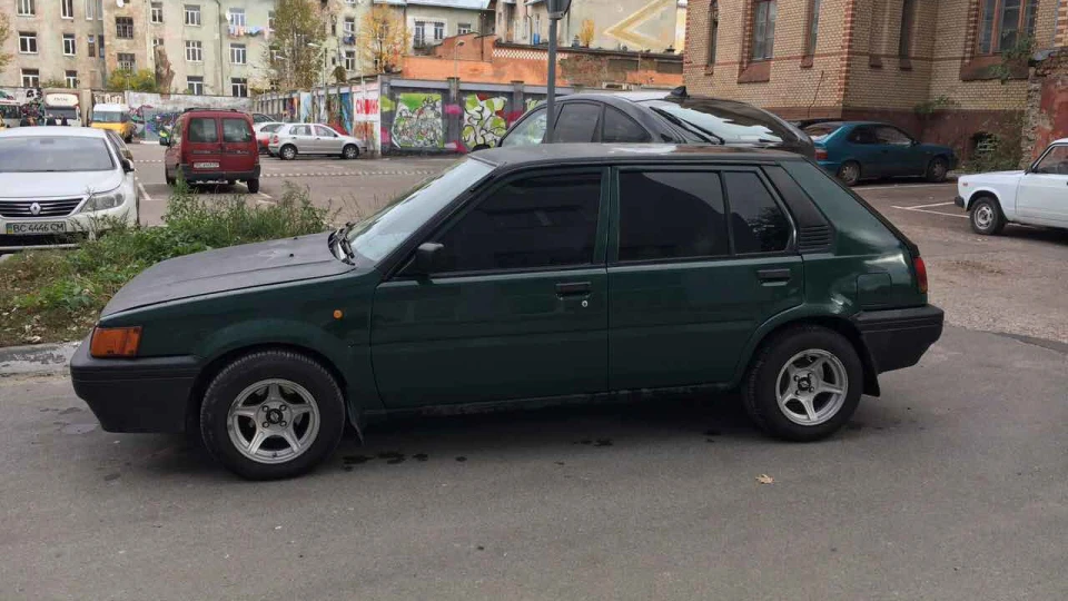 Nissan Sunny 1.6 моно інжектор 2