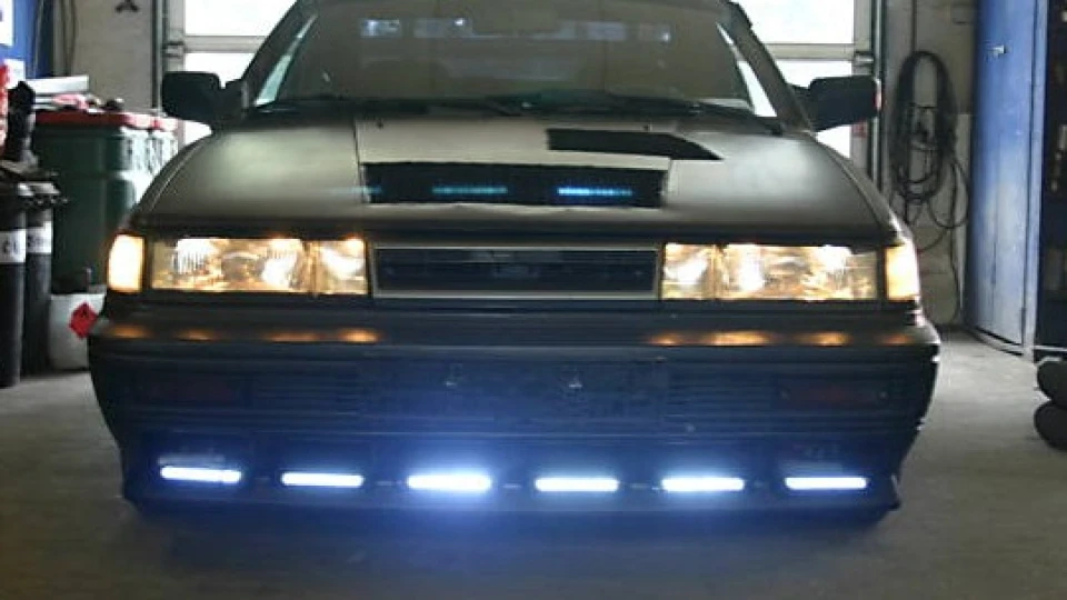 Nissan Sunny 1,6 RED TOP 5