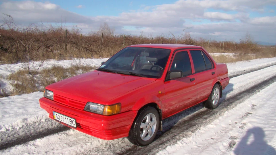Nissan Sunny 1.7 дизель 4