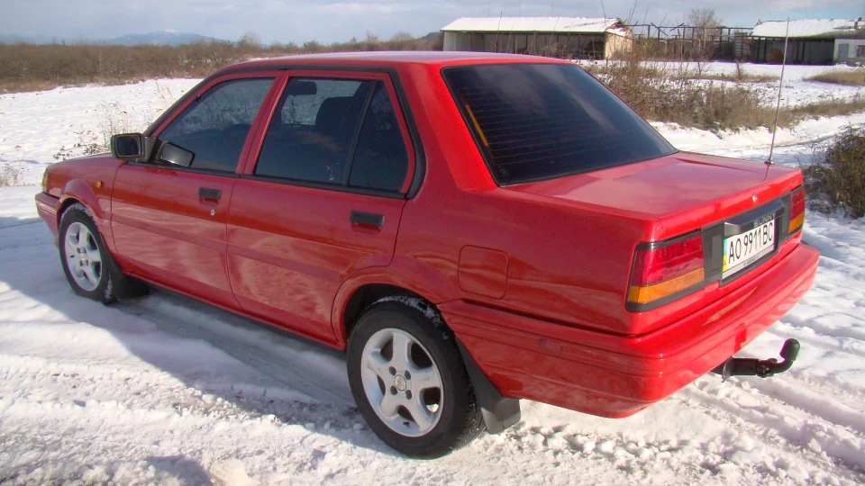 Nissan Sunny 1.7 дизель 5
