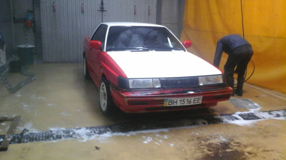 Nissan Sunny 1.8 GTI 5