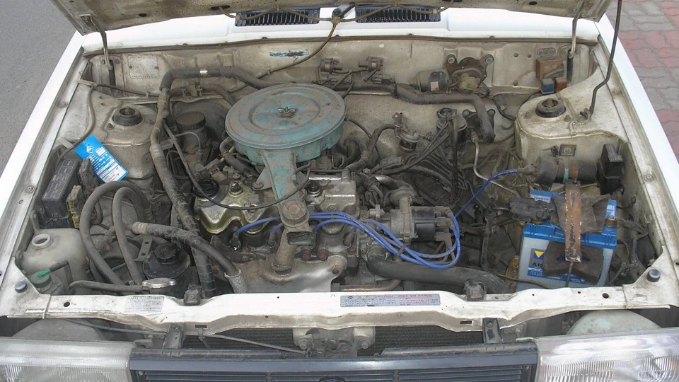 Nissan Sunny B12 Sedan Super Saloon 3