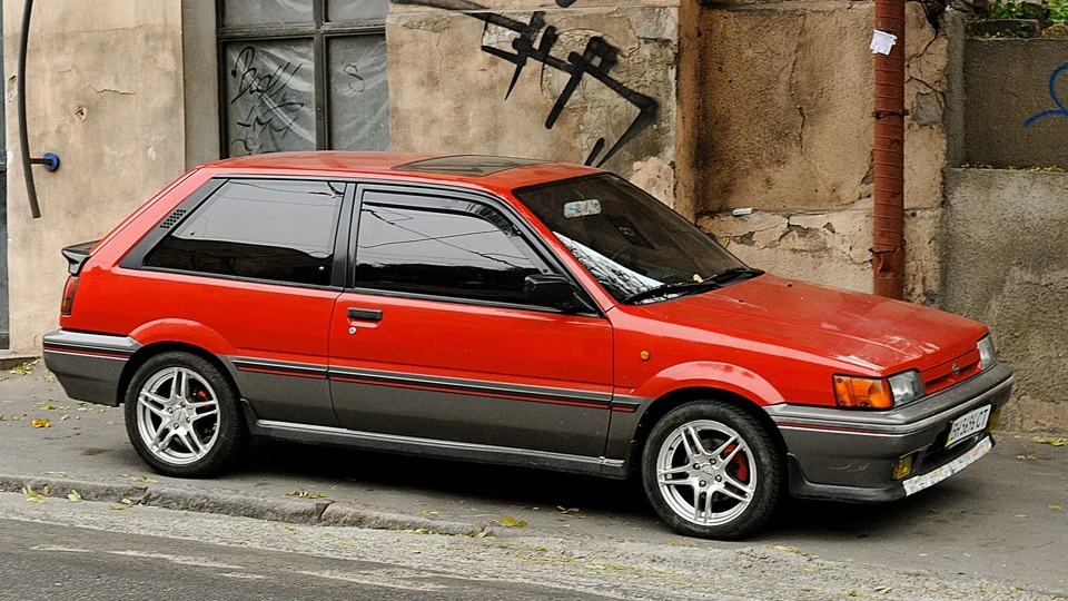 Nissan Sunny GTI
