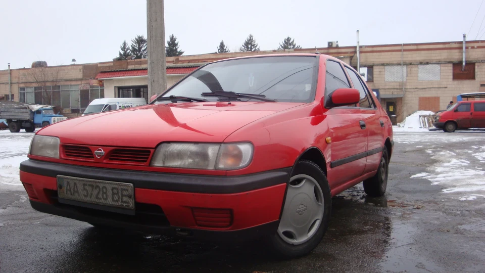 Nissan Sunny японець 3