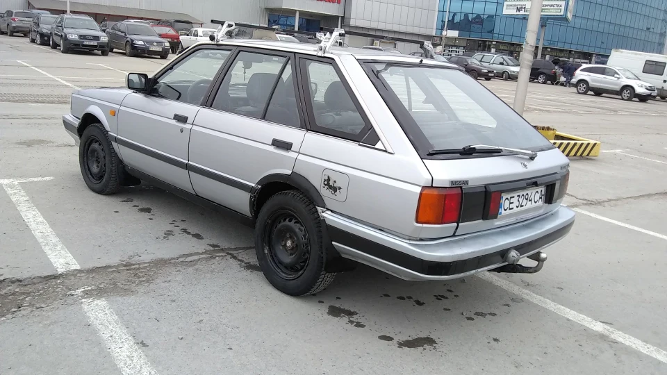 Nissan Sunny Японський трактор 4
