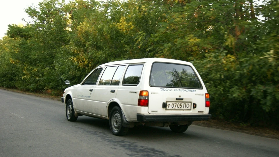 Nissan Sunny JDM з під діда 3